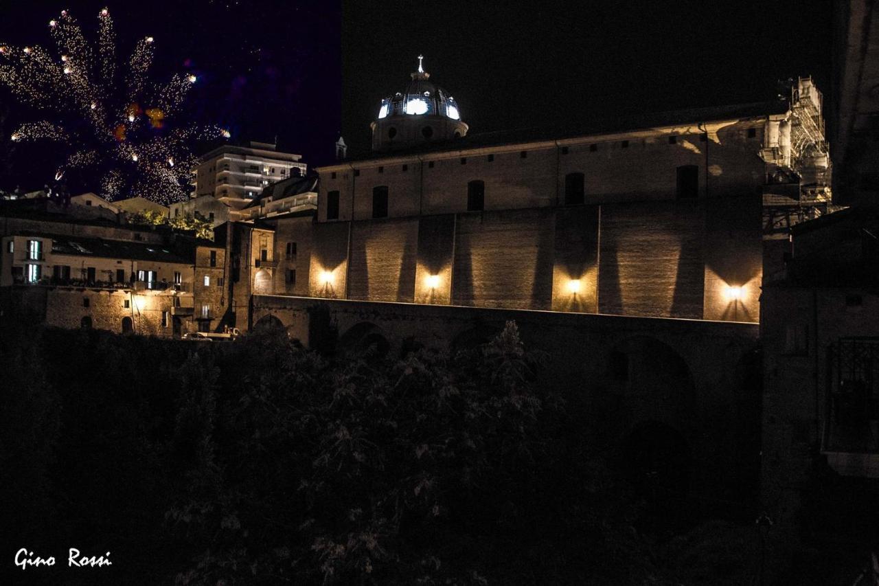 B&B Sotto La Torre Lanciano Exterior foto